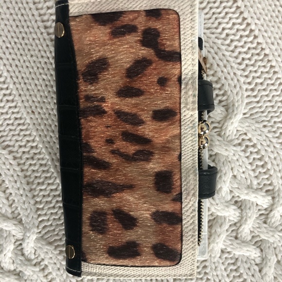 Wallet - Picture 2 of 5
